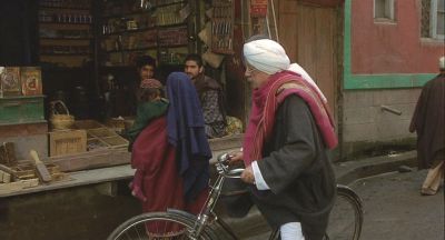 Professor Godbole in Srinagar's old town - Click to show full-size image in new browser