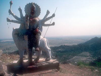 Durga statue on top of Siddheshwar Peak - Click to show full-size image in new browser