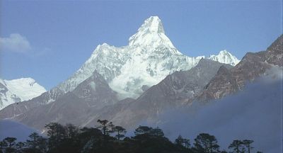 Kashmir Mountain Scenes - Click to show full-size image in new browser